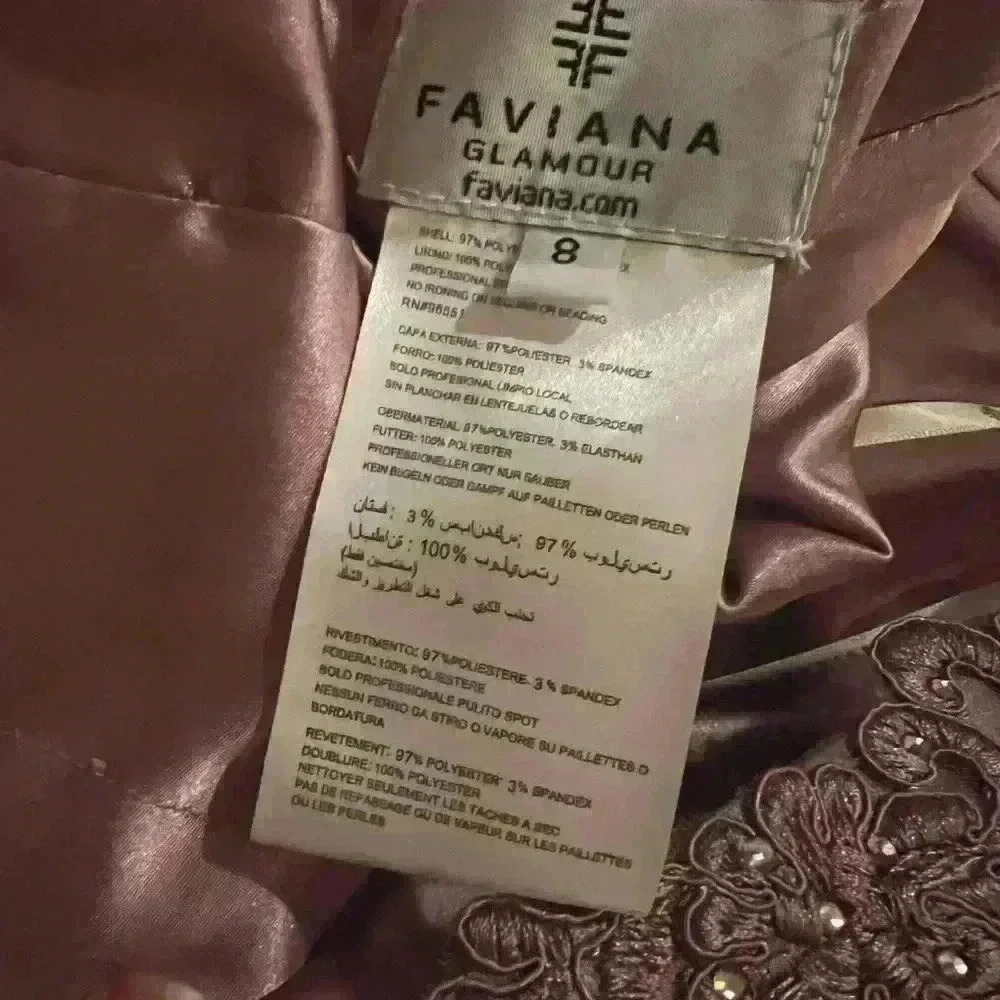 Faviana Gown - Picture 3 of 4